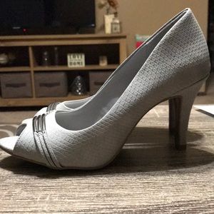 Women’s heels